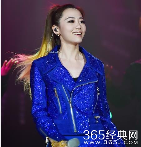 张靓颖维密献唱造型曝光 张靓颖维密献唱造型什么样