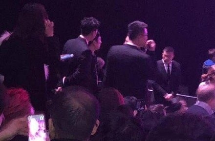 王思聪看维密秀为什么没有座位 王思聪为什么站着看维密秀