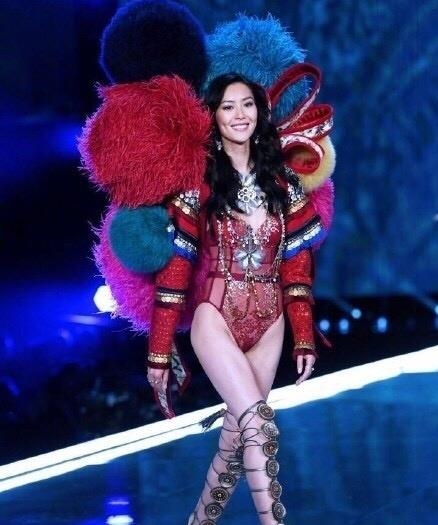 【红鲤娱 绿鲤娱】第五期：今年上海维密被批史上最失败？2017上海维密秀槽点大全