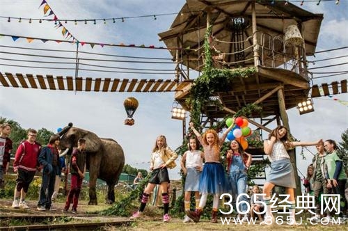 德版阳光小美女与美版有什么不同 德版阳光小美女讲述了什么故事