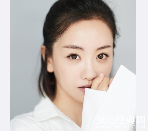 杨蓉发文曝“她”童年遭猥亵经历 杨蓉发文曝出的“她”是谁