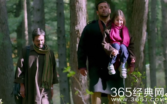 小萝莉的猴神大叔电影讲了什么故事 小萝莉的猴神大叔电影剧情介绍