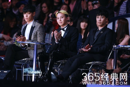 【综艺甜饼】第21期：之前何等火爆的MAMA，怎么沦落到一半大奖偶像都懒得出席？