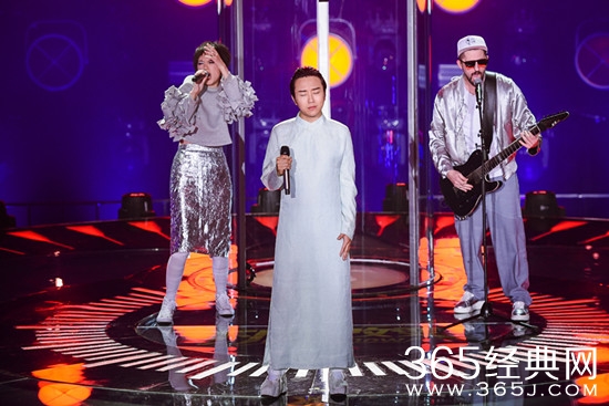 不凡的改变李玉刚为何被指不敬业 李玉刚被指不敬业是怎么回事