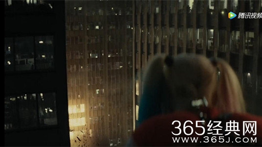 【就是个水槽】第九期：不是神奇女侠！DC中的这个女人竟然达成了蝙蝠侠都没有的成就