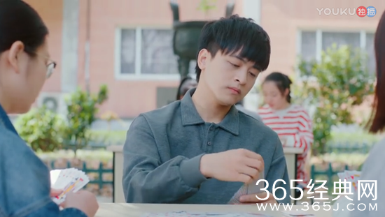 一起同过窗2五月的纪念扑克牌大赛毕十三拿到奖杯了吗 一起同过窗2毕十三有没有拿到真的奖杯