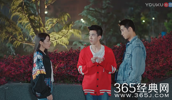 一起同过窗2许连翘为什么让男生远离她  一起同过窗2许连翘为什么对被人都那么冷漠