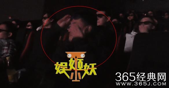 赫子铭在电影院痛哭是什么情况 赫子铭为什么在电影院痛哭