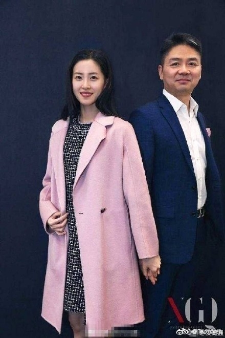 奶茶妹妹刘强东写真曝光 刘强东比章泽天大几岁