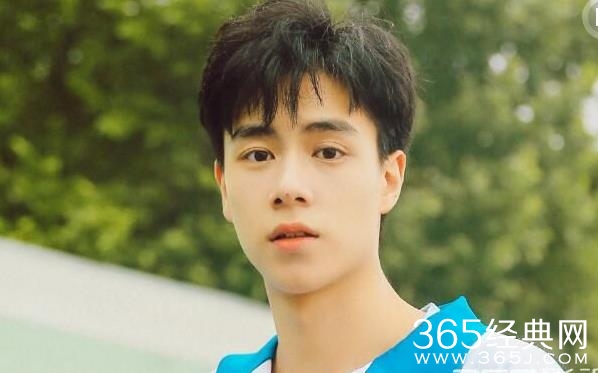 陈漫直播镜头下的胡一天是什么样 陈漫直播胡一天完整视频观看地址