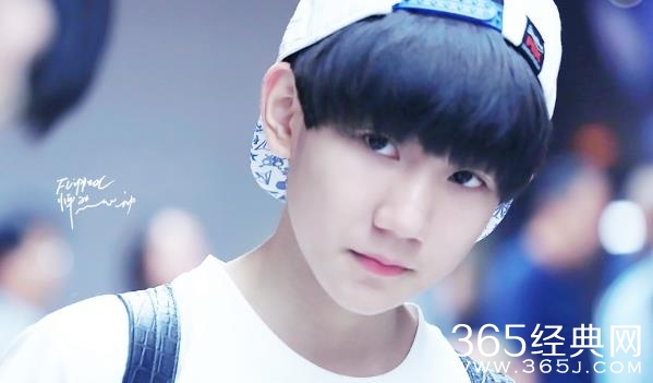 【红绿鲤娱】第十五期：王源不堪私生饭骚扰发博怒斥 这次是真的生气了