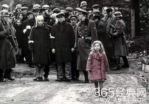 同芳华一样描写战争面前人性悲剧的电影 一部比一部感人