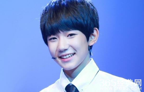 【红绿鲤娱】第十五期：王源不堪私生饭骚扰发博怒斥 这次是真的生气了