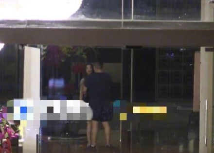 岳云鹏和辣妹过夜是真的吗 和岳云鹏一起过夜的外围女是谁