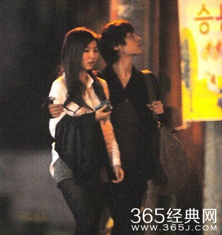 金钟铉前女友是谁 申世景个人资料照片介绍