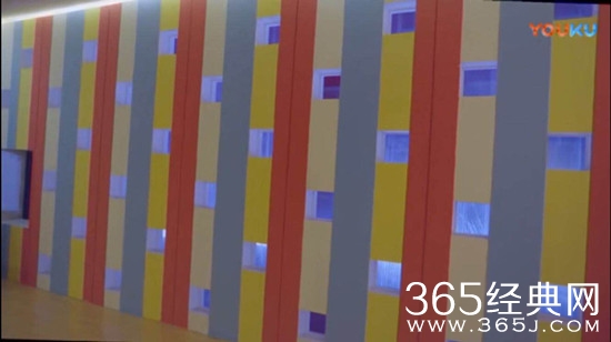 一起同过窗2李殊词最后给墙壁涂了什么颜色 一起同过窗2童趣屋最后一面墙是什么颜色的