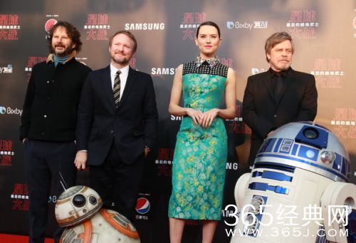 星球大战8女主角蕾伊最喜欢哪个中国影星 星球大战8上海首映现场