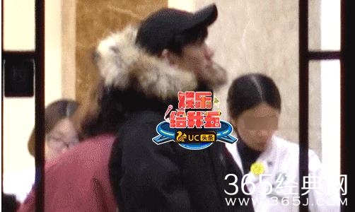 王源紧急回京看中医是怎么回事  王源生什么病了吗