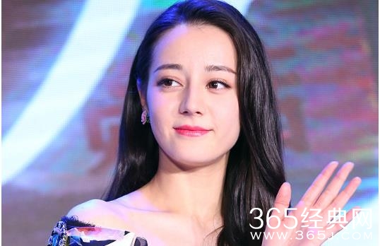 迪丽热巴近照曝光疑似发福 迪丽热巴胖成什么样了