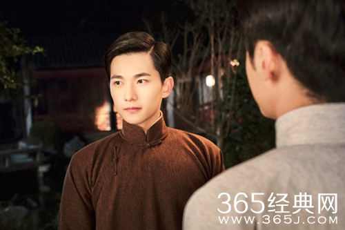 茧镇奇缘黄莫如喜欢谁 茧镇奇缘黄莫如最后和谁在一起了