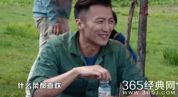 【红绿鲤娱】第十九期：谢霆锋甜蜜爆料和王菲天天像过节 而张柏芝那边累到吃饭睡着