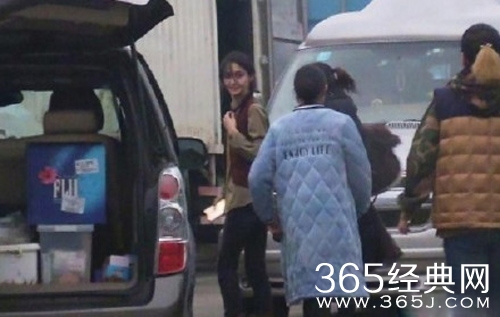 郑爽与替身同框照曝光 郑爽替身是谁资料照片介绍