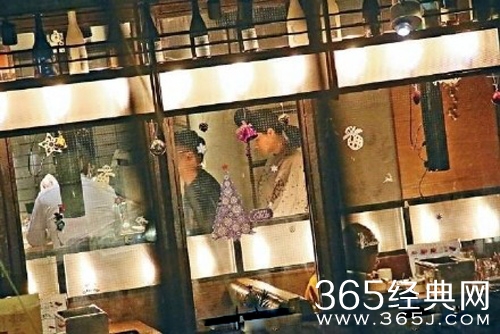 熊黛林挺孕肚吃烧肉被拍 熊黛林预产期是什么时候