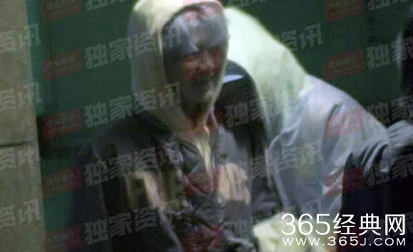 鹿晗关晓彤索吻熊抱归家过夜被拍 鹿晗关晓彤同居多久了