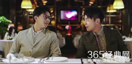 【侃侃殿影】第四十三期：郑恺为什么分手？网友：袁姗姗是烟雾弹吧，真爱原来是他！