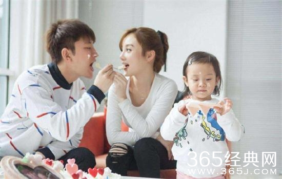 【侃侃殿影】第四十五期：璐出贾笑，出没出轨，难道贾乃亮心中就没有点B数?