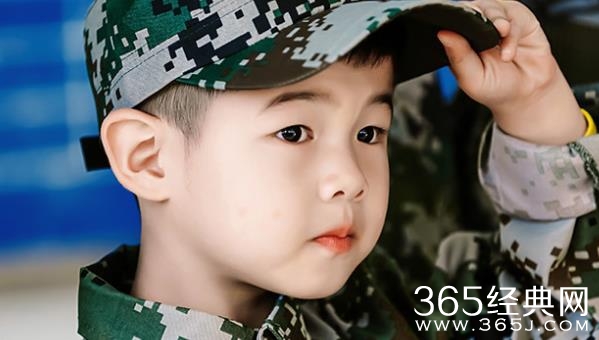 胡可曝安吉舞蹈首秀帅翻 安吉舞蹈首秀视频观看地址