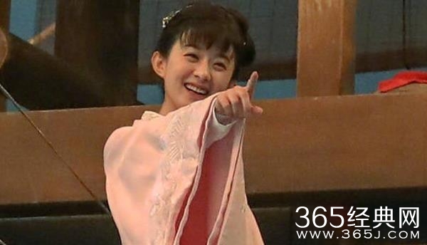 赵丽颖新戏跳水被吓哭是什么情况 赵丽颖新戏跳水为什么被吓哭