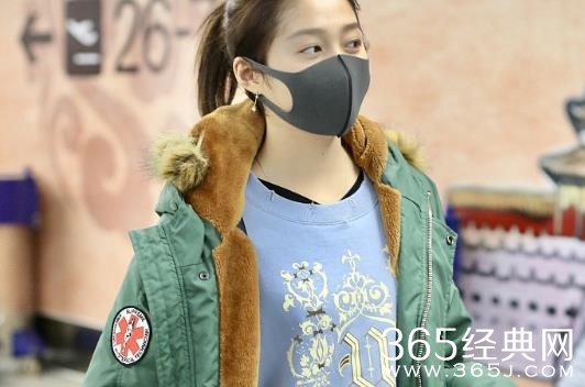 关晓彤机场新照又被吐槽土 关晓彤这次在机场又穿成什么样