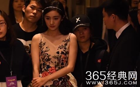 杨幂复古黛西造型美如仙子  杨幂复古黛西造型什么样