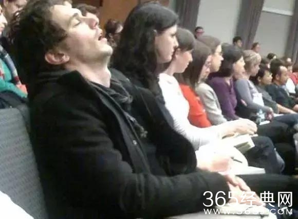 【侃侃殿影】第四十九期：他私生活混乱，穿女装扮GAY自残，如今却晋封影帝好不风光！