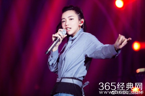 歌手第2季首发歌手张天是什么来头 张天个人资料背景揭秘