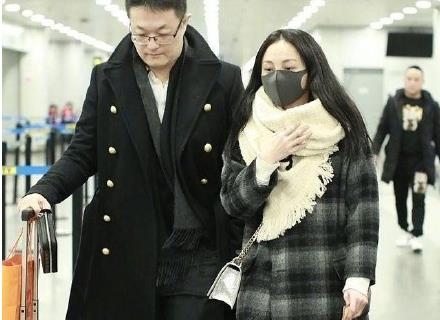 姚笛无名指带钻戒被曝婚期将至 姚笛什么时候结婚
