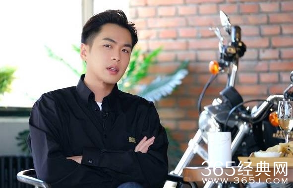 张若昀首度谈及公开恋情原因  张若昀公开恋情原因是什么