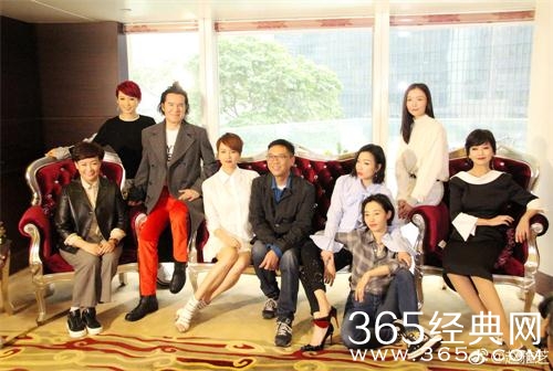 八个女人一台戏有哪些明星参演 八个女人一台戏参演明星一览