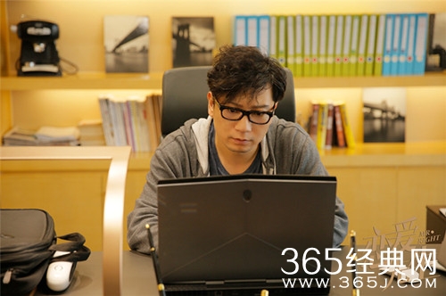 【最夯剧集社】第二十六期：靳东江疏影新剧《恋爱先生》开播，开启毒舌冤家的互怼日常