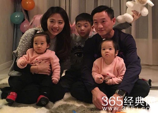 杨威双胞胎女儿正面照曝光 杨威双胞胎女儿分别叫什么名字