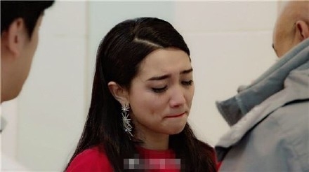 歌手2018张天后台大哭是怎么回事 张天爆哭的原因