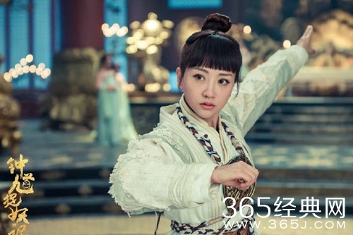 【最夯剧集社】第二十八期：继《美人为陷》后再度挑战女警的万年女配杨蓉，另一部新剧来了