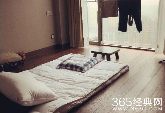 郑爽晒新房被批炫富是什么情况 郑爽新房什么样