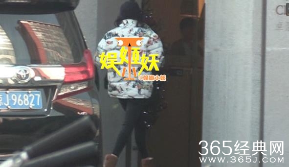 章子怡神秘出入医美诊所被拍 章子怡神秘出入医美诊所干什么