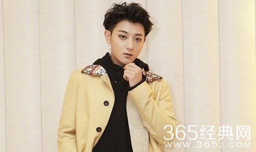 黄子韬发文称太累是怎么回事 黄子韬好像生活在地狱是什么情况