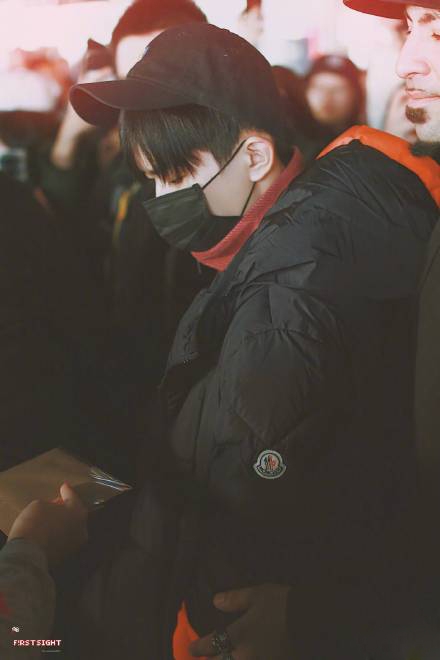 易烊千玺为什么能参加格莱美颁奖礼 易烊千玺在格莱美颁奖礼表演什么