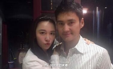 孙骁骁和江铠同是什么关系 孙骁骁真的很婊是什么意思