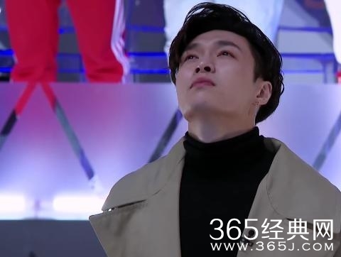 【综艺甜饼】60期：《偶像练习生》张艺兴哭了，从一名练习生到偶像的距离有多长？