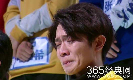 【综艺甜饼】60期：《偶像练习生》张艺兴哭了，从一名练习生到偶像的距离有多长？